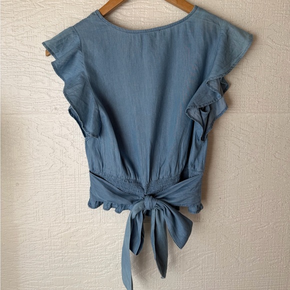 Jessica Simpson Chambray Wrap Top XS Ruffle Sleeve Tie Back NWT - Picture 5 of 9